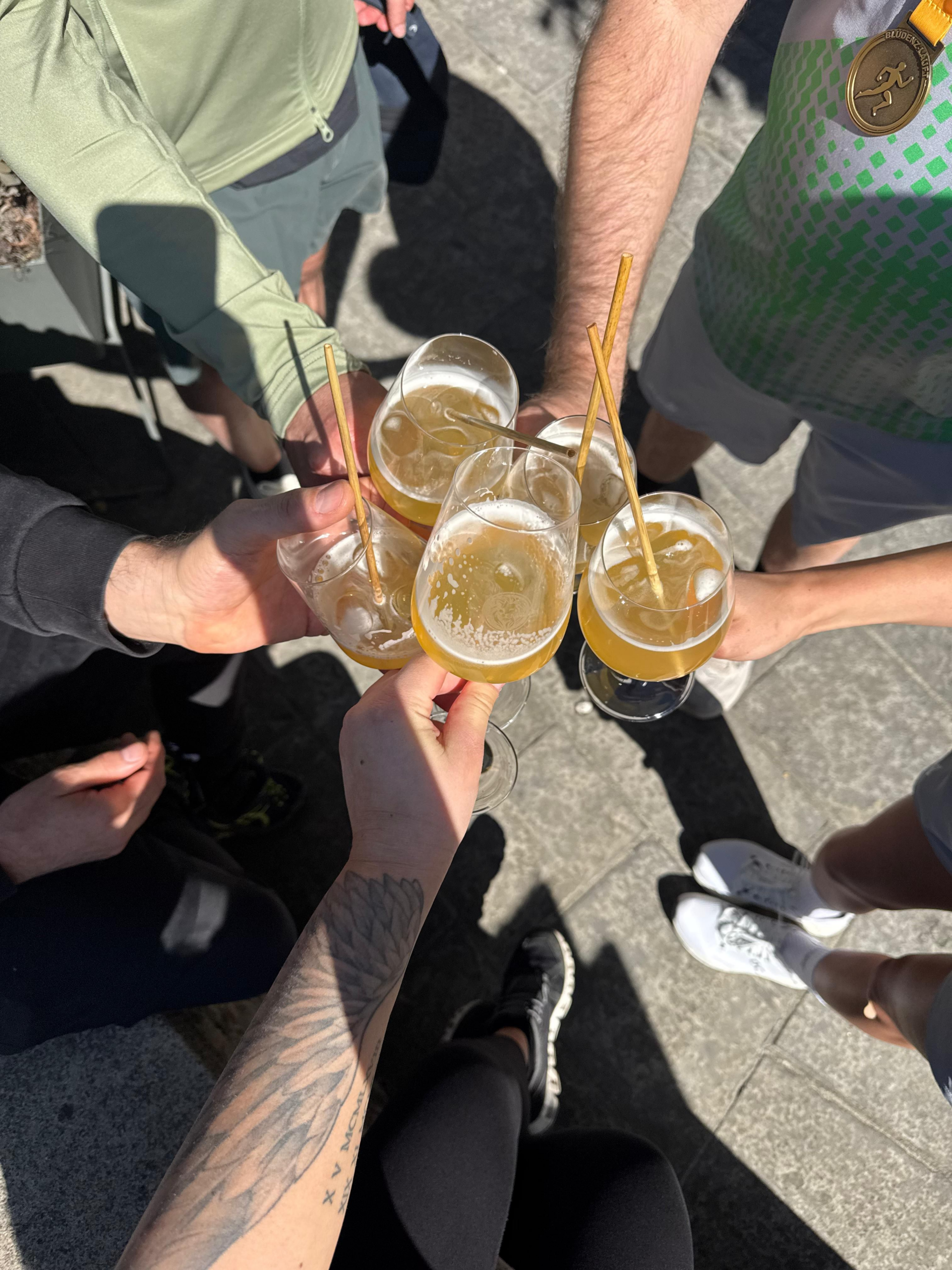 Gemeinsam unterwegs bei Bludenz läuft10