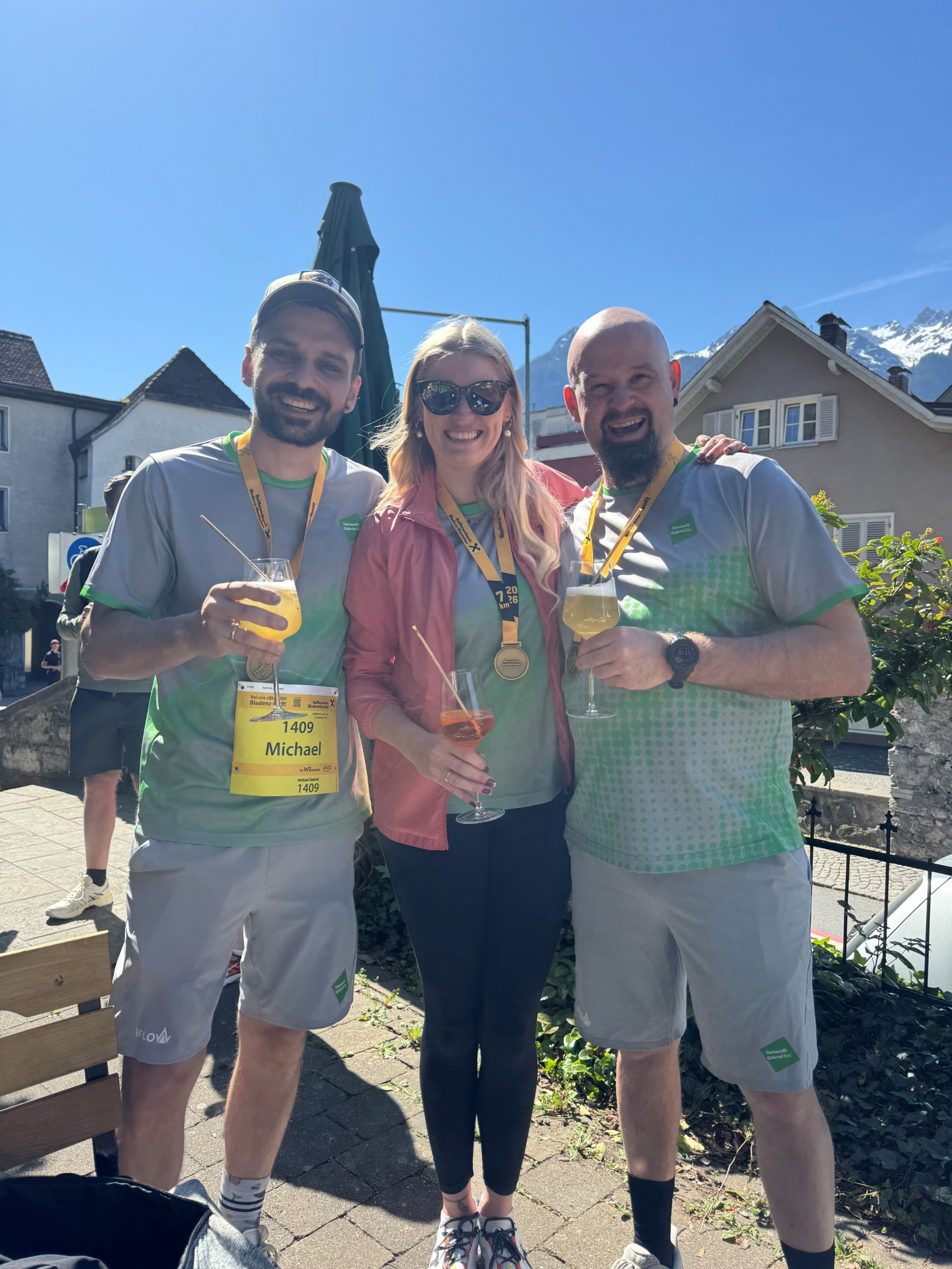 Gemeinsam unterwegs bei Bludenz läuft2