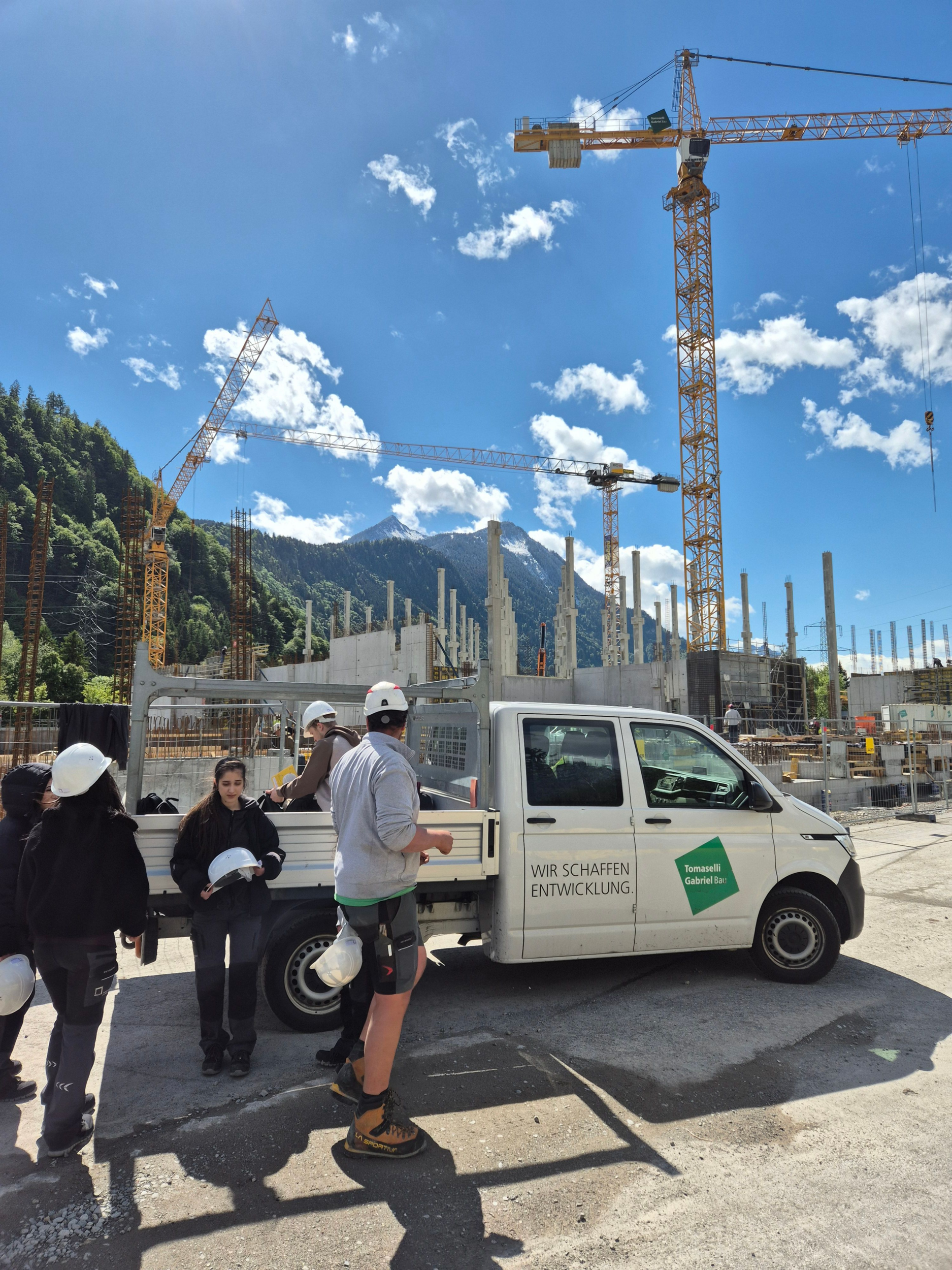 Einblicke in die Praxis auf unserer Baustelle in Nüziders4